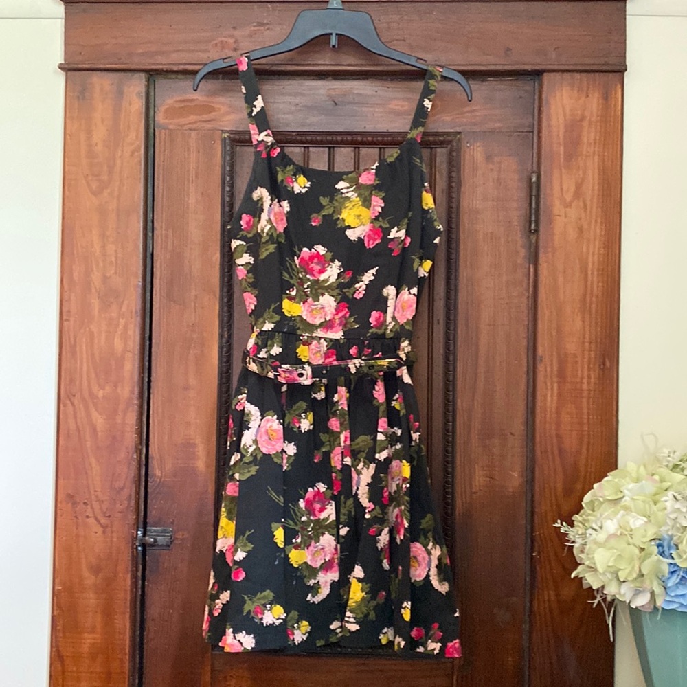 Trashy Diva Fifth Avenue Floral size 6